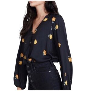 Madewell New With Tags Bubble-Sleeve Wrap Top in Floating Florets Size XS